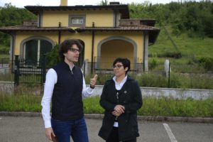 Maranello villa confiscata, visita sindaco Massimiliano Morini e assessore Mariaelena Mililli Foto: Luigi Esposito, Gazzetta di Modena
