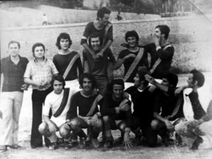 Foto di squadra di una delle formazioni che, all'inizio degli anni '70, partecipavano al torneo cittadino