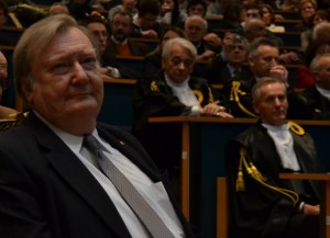 Il premio Nobel Rubbia durante la cerimonia di conferimento della laurea ad honoris