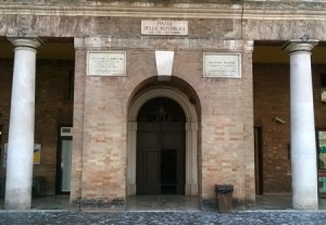 La nuova sede della Camera di Commercio di Urbino in piazza della Repubblica
